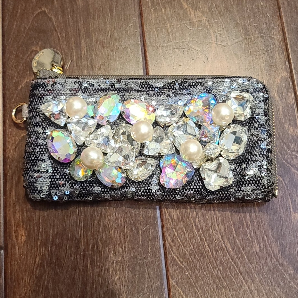 deux lux!!! Jewels wallet